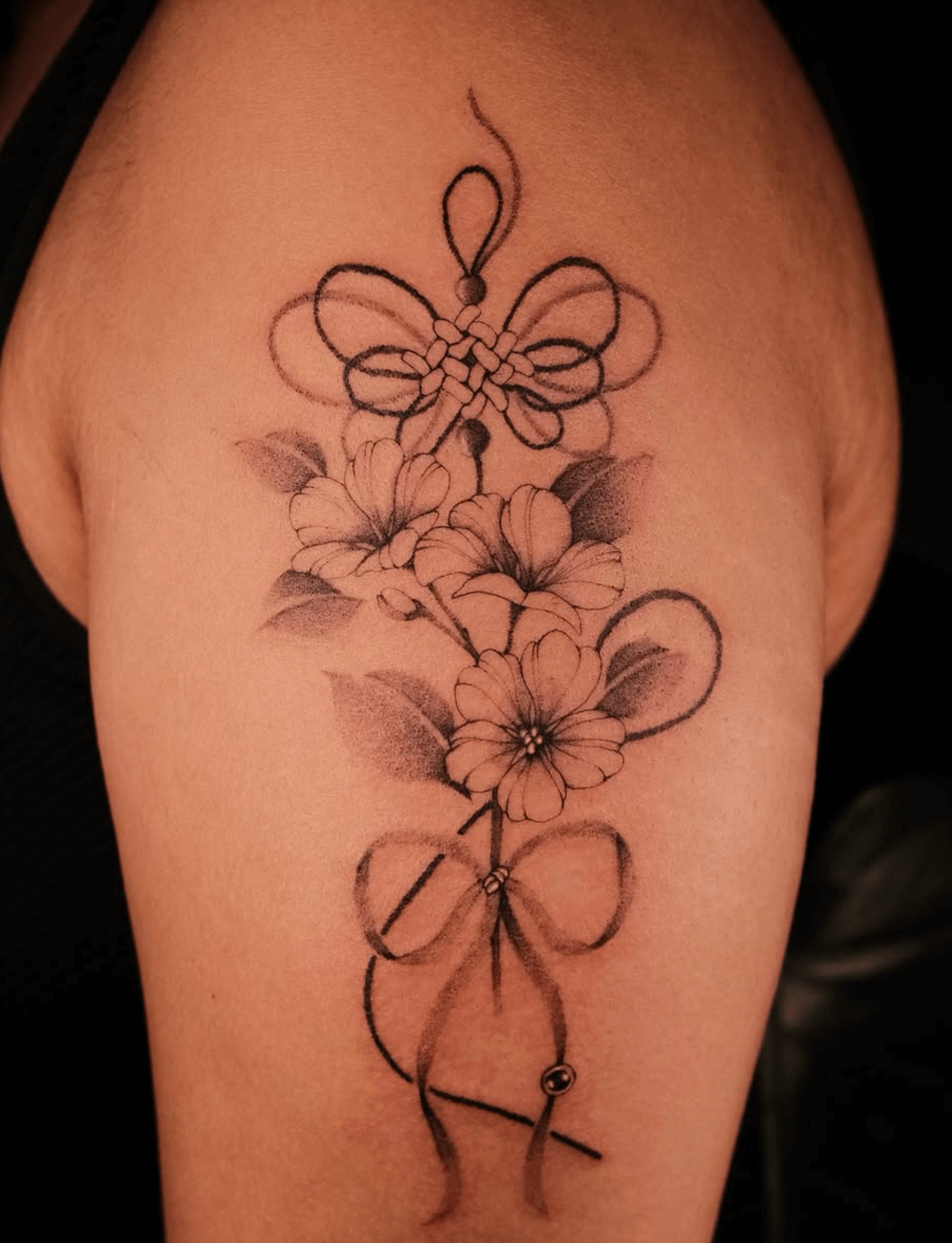 Floral Ribbon Knot