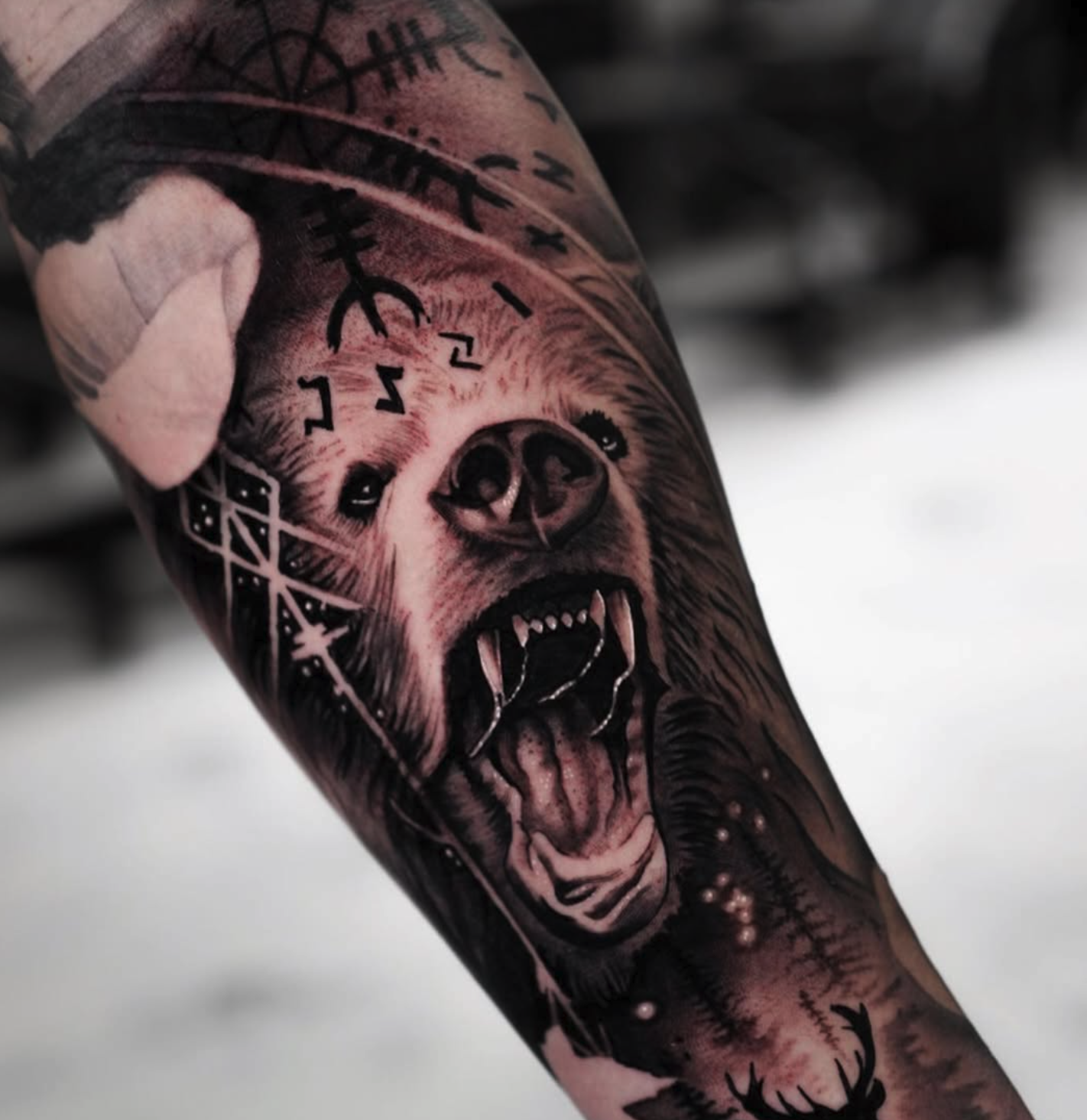 Runic Bear Roar