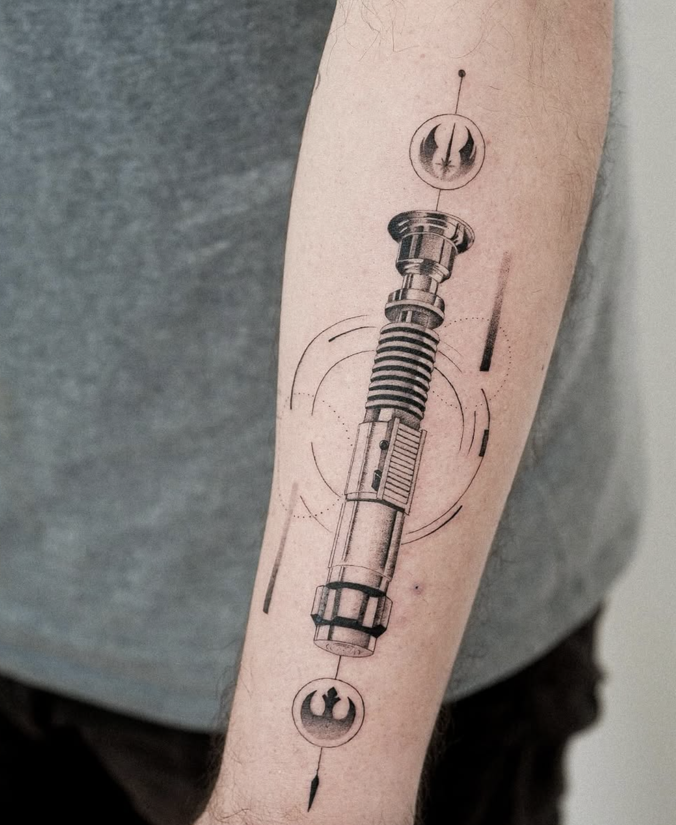 geometric style tattoo by Niko